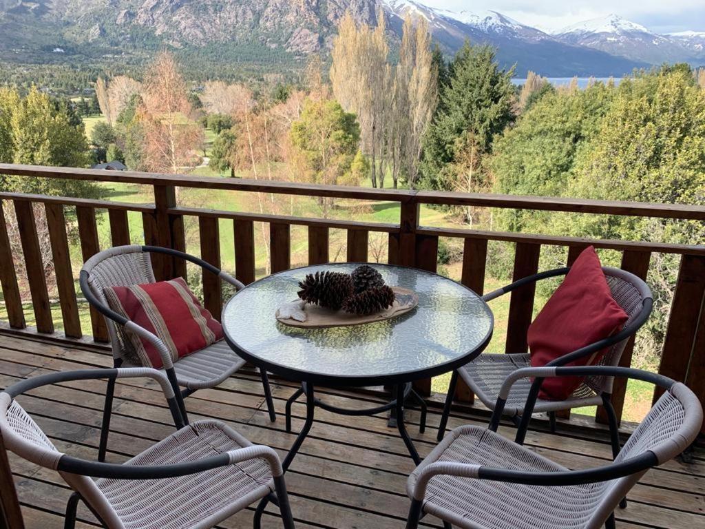 Arelauquen Bungalows & Suites San Carlos de Bariloche Kültér fotó