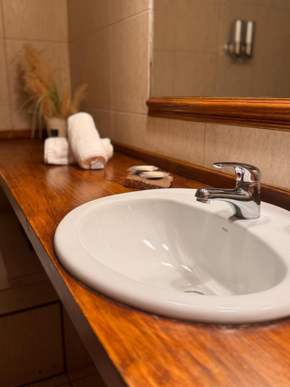 Arelauquen Bungalows & Suites San Carlos de Bariloche Kültér fotó